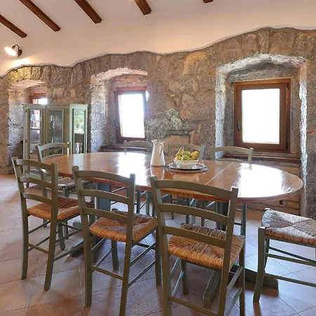 Casa vacanze 2 Bedroom Cozy In