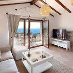 2 Bedroom Cozy In Icici