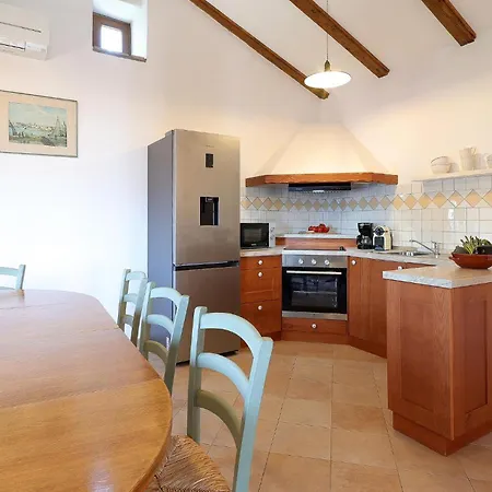 2 Bedroom Cozy In Feriehus