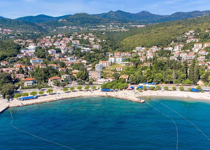 Casa vacanze Lovely In With Wifi